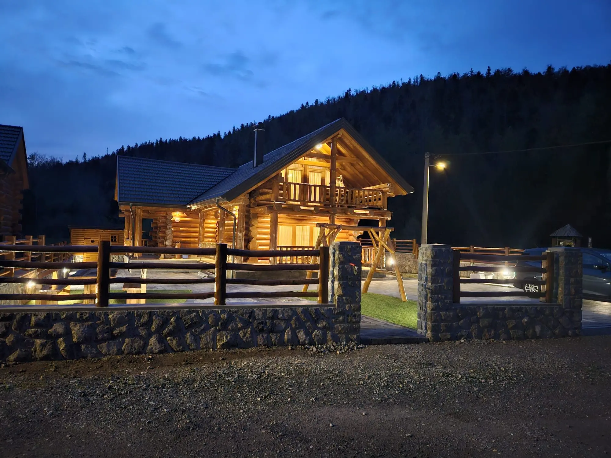 Drvena kuća - Fužine